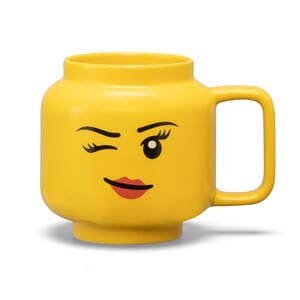 Minifigure Ceramic Mug (Girl Winking 530ml)